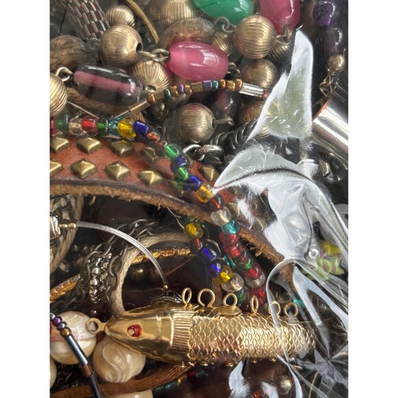 Mixed Jewelry Lot For Art & Craft Beads & Chains 3 Lbs 8 Oz Assorted Colors & Ma - Picture 8 of 13